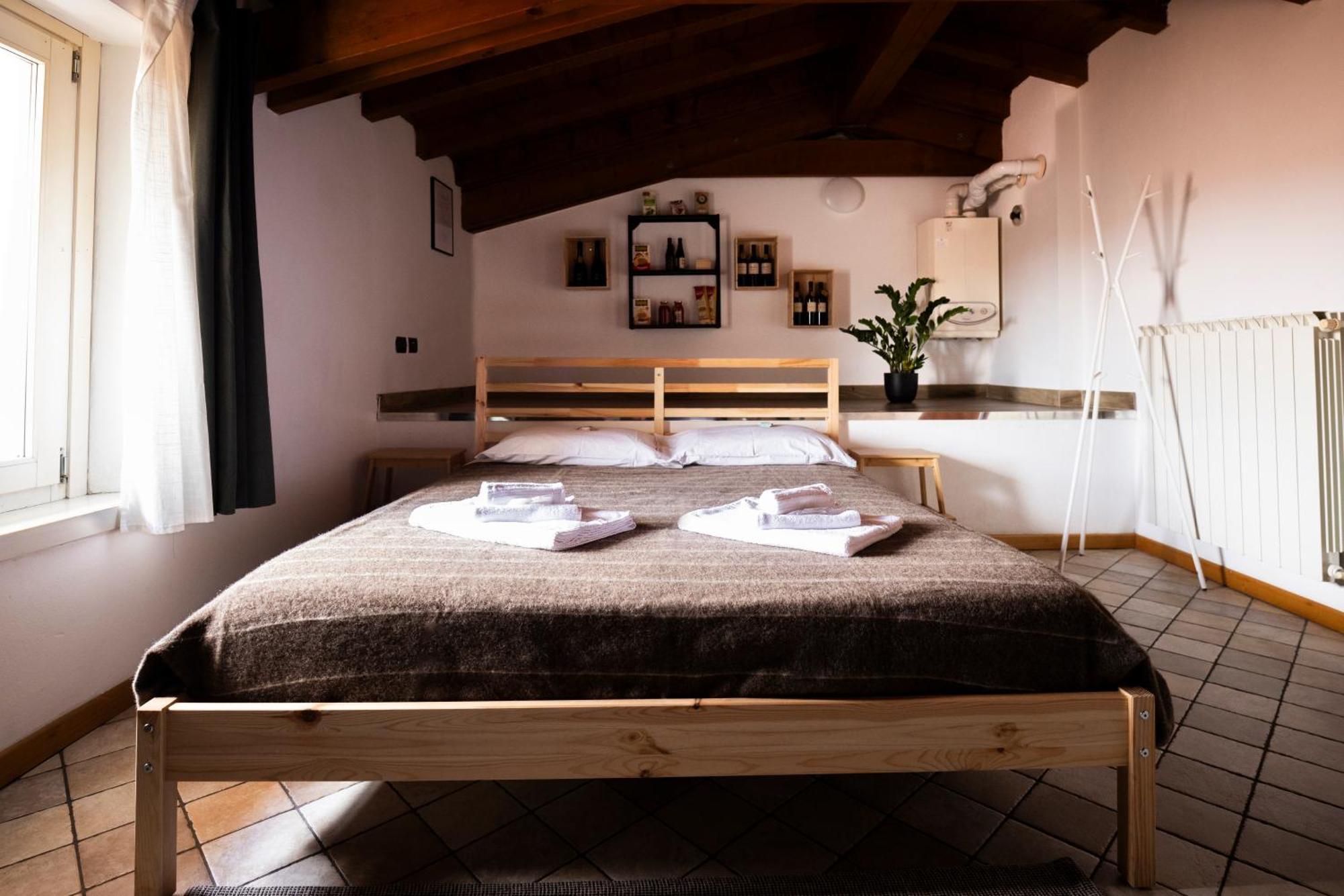 Traditional Italian House - Franciacorta Ровато Екстериор снимка