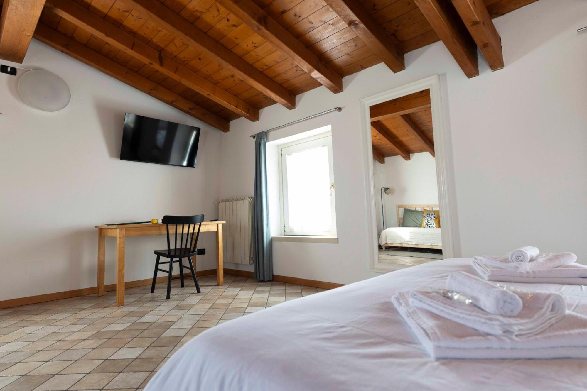 Traditional Italian House - Franciacorta Ровато Екстериор снимка